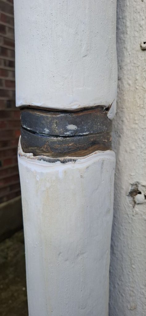 Deep crack in a soil vent pipe before undergoing repair with Sylmasta AB Original Epoxy Putty